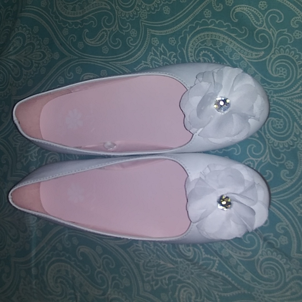 Girl shoes